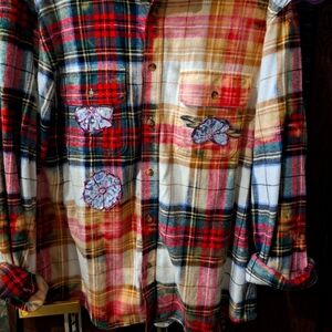 Men's extra large Old Navy bleach distressed flannel shirt with sewn on patches